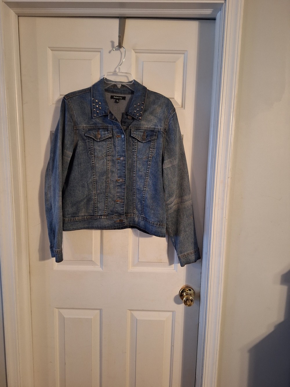 Relativity Studded Collar Medium Blue Denim Jacket - Women L